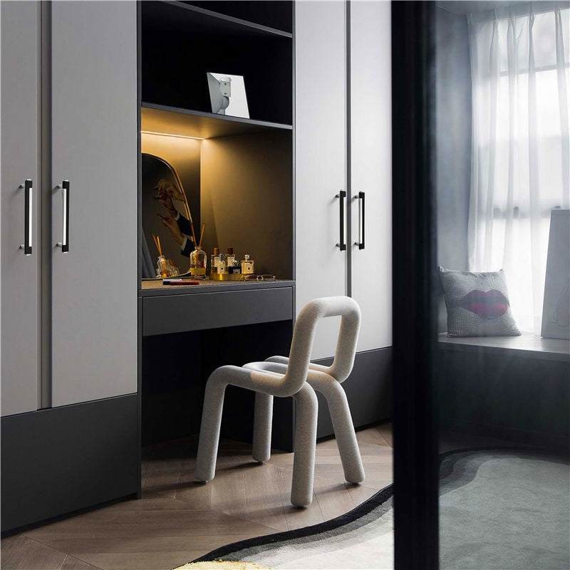 Two-Tone Modern Cabinet Pulls