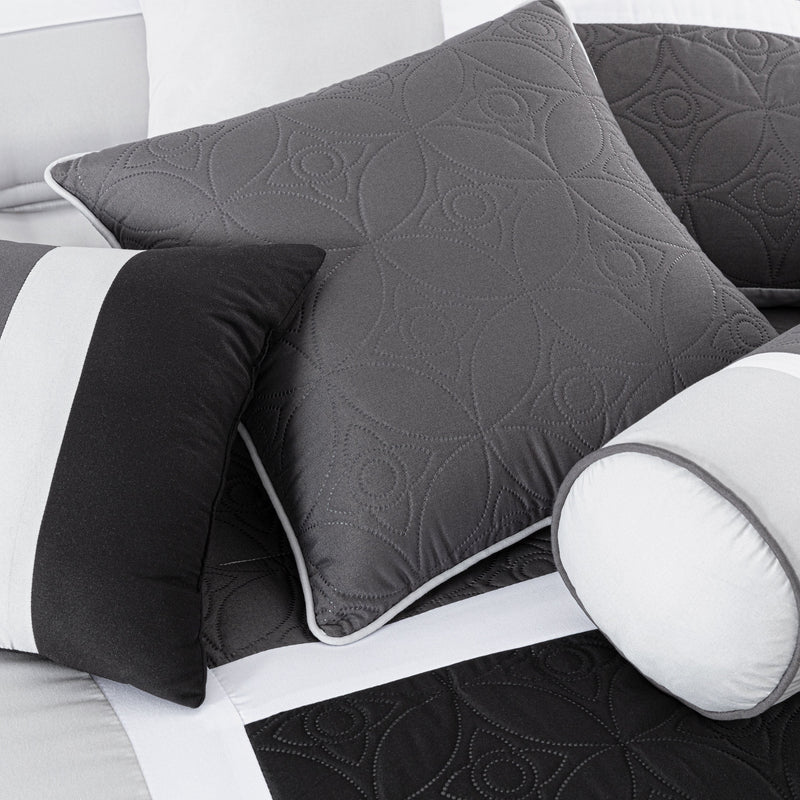 Upland Patchwork Comforter Set