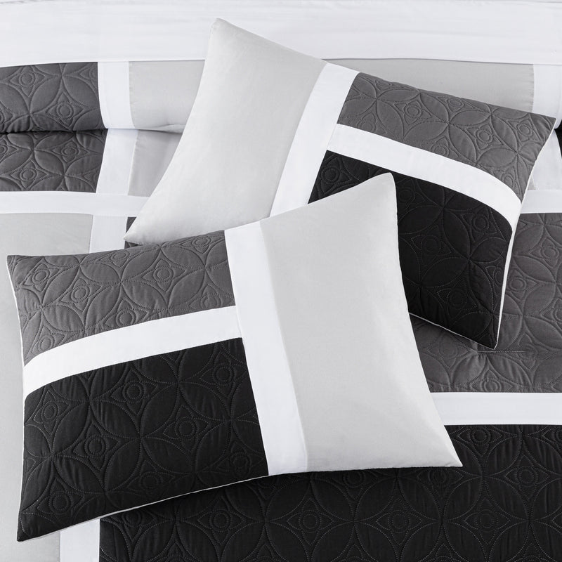 Upland Patchwork Comforter Set