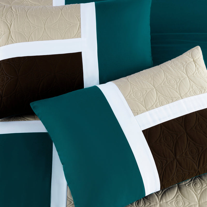 Upland Patchwork Comforter Set